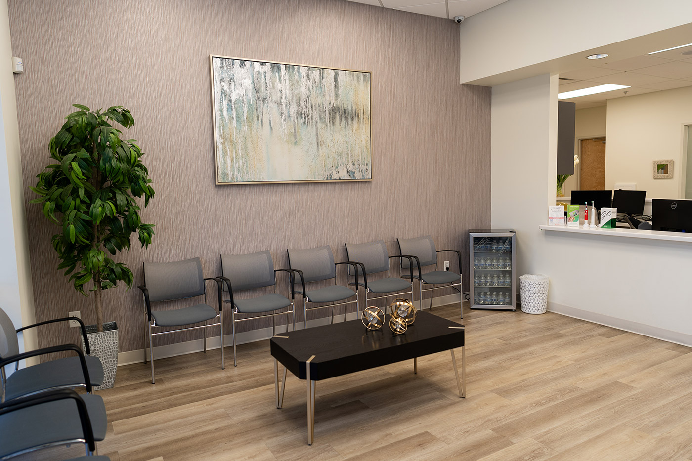 Bell Road Dentistry reception and waiting area